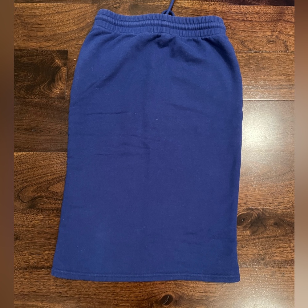 Aritzia TNA royal blue sweat skirt with pockets. XS. Good condition.